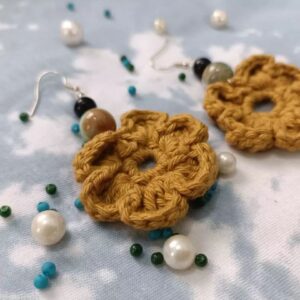 Earrings brown